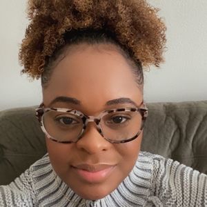 Meet your Posher, Ariel